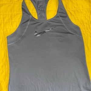 Women’s workout clothes